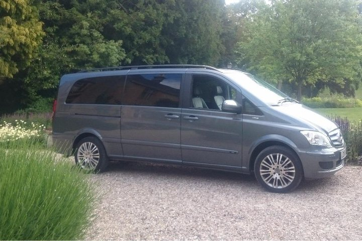 Private cruise arrival from Southampton to London or airport - Photo 1 of 8